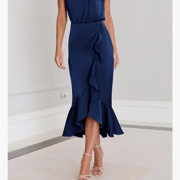 Midi satin cocktail dress - Picture 2 of 4